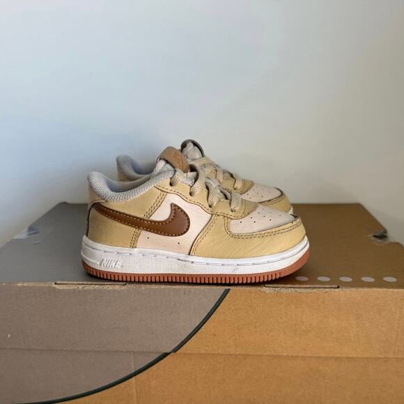 Nike Force 1 Low “Inspected by Swoosh” Toddler Sneakers - SZ 8 C - Picture 2 of 13